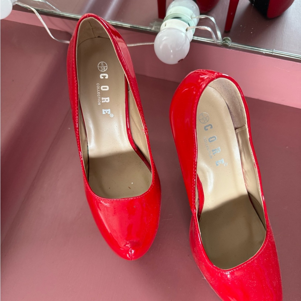 Red Platform High Heels - Picture 3 of 3